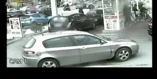 Dà fuoco a casa per uccidere rumeni: fermato boss 'ndrangheta