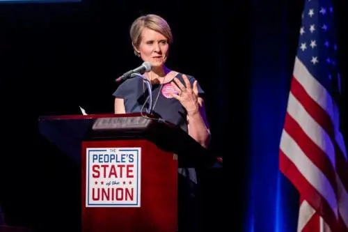 Miranda di Sex and The City corre per Governatore di New York