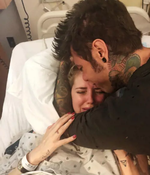 Chiara Ferragni, la foto dopo il parto "È stato lungo e faticoso"
