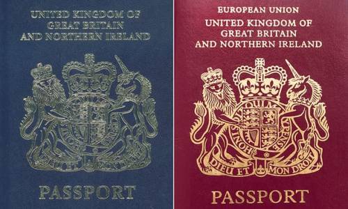La beffa per i pro-Brexit: i nuovi passaporti Gb saranno prodotti nell'Ue
