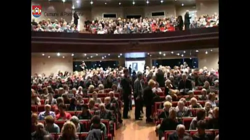 Polemica a Pordenone: "Bestemmie alla Madonna nello spettacolo al Teatro Verdi"