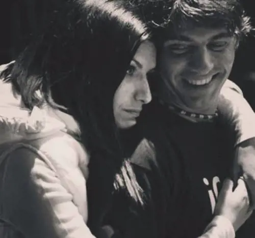 Laura Pausini al compagno Paolo: "Sei il sorriso più bello del mondo"