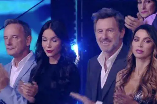 Isola dei Famosi, Filippo Nardi ride durante il ricordo di Fabrizio Frizzi. E ora chiede scusa