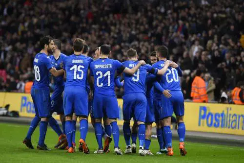 Vogliamo gol, non catenaccio