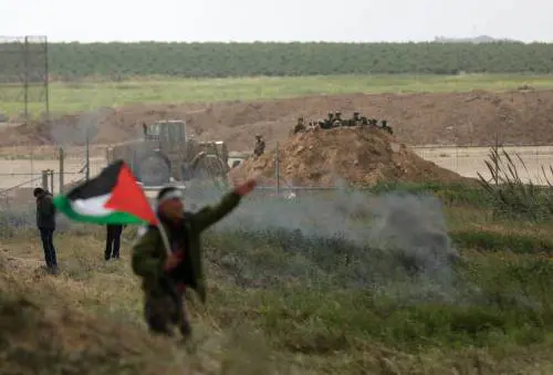 Scontri al confine tra Israele e Gaza