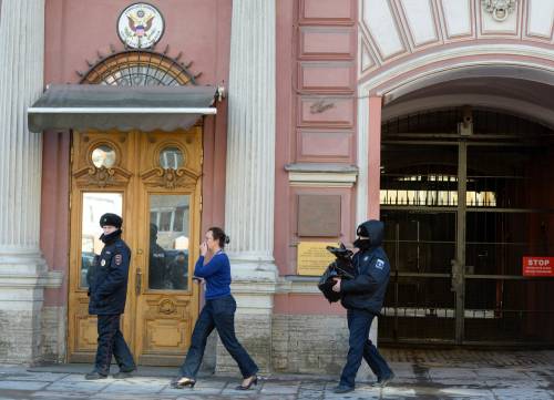 L'espulsione dei diplomatici americani a San Pietroburgo