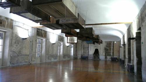 La mostra profanata