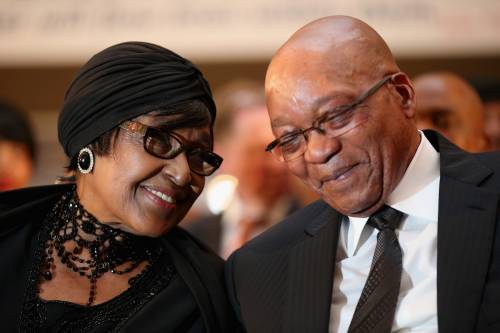Morta Winnie Mandela, ex moglie di Nelson Mandela
