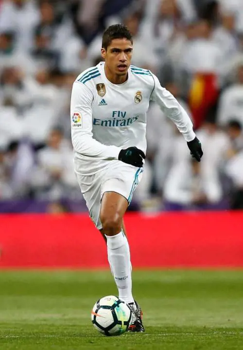 Varane, calcio e rugby per non finire in carrozzina