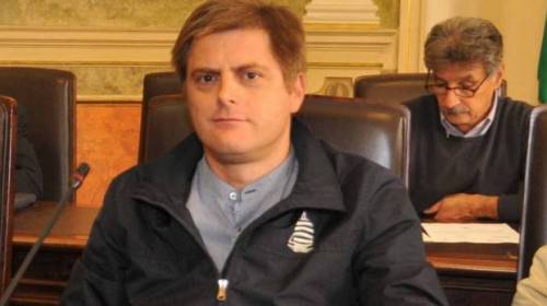 Rovigo, il sindaco rinuncia all'indennità per risanare il bilancio