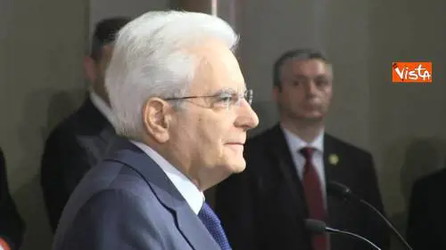Mattarella si prende due giorni M5s-centrodestra, forno chiuso