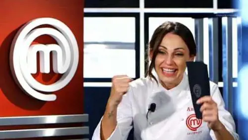 Anna Tatangelo vince Celebrity MasterChef e dona metà premio alla fondazione della Hunziker