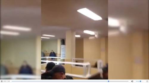 Usa, la polizia uccide un uomo disarmato in ricovero per clochard