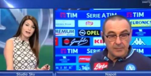 Ilaria D'Amico, che gaffe con Sarri: la giornalista lo scambia per un tifoso morto