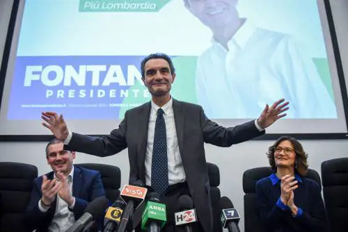 Fontana sceglie "No al Gay pride, sì al Family day" Sinistra infuriata