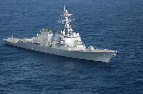Cacciatorpediniere Usa verso la Siria. La Russia fa alzare i jet