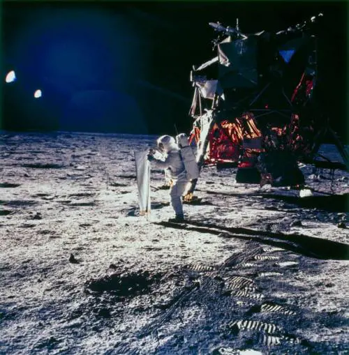 Buzz Aldrin ha visto davvero gli ufo: supera la macchina della verità