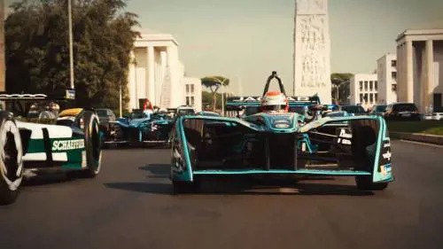 I bolidi elettrici alla conquista della Capitale. Bagno di folla e successo per il primo E-Prix