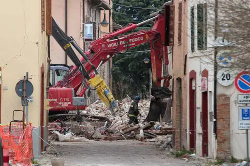 Crisi e suicidi: ecco il Paese reale
