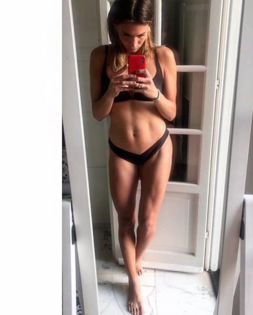 Carolina Marcialis, la moglie di Cassano, sexy su Instagram