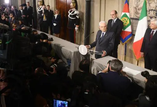Il professor Mattarella fa riscrivere il programma a Lega e Cinque stelle