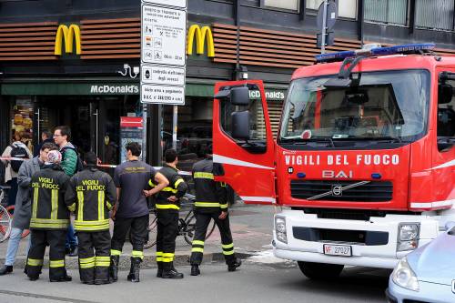 XXIV maggio, incendio  al Mc Donald's