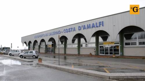Salerno, nell'aeroporto fantasma in cui si può rubare un aereo