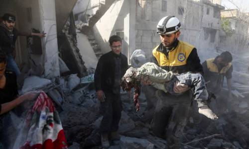 Siria, spari contro gli ispettori dell'Opac: rinviata missione per verificare l'uso di armi chimiche