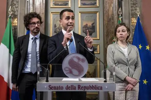 Il ministro della Salute Grillo contro i vaccini obbligatori