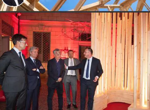 FederlegnoArredo celebra la creatività con gli "abbracci urbani"