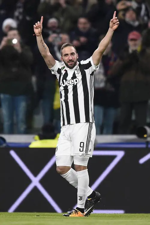 Higuain spaventa la Juve: "Vorrei giocare in Premier"