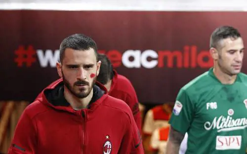 Bonucci, polemica su foto del figlio: "Potevi comprargli almeno una torta"