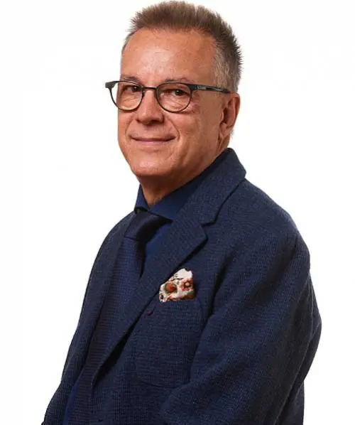 Sentieri in scena per un ritratto: Lorenzo Ferrero