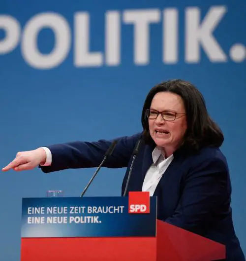 Crollo dei socialisti in Europa: si dimette la leader della Spd