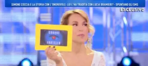 Gf, Barbara D'Urso: "In diretta leggerò i messaggi notturni tra Coccia e la Bramieri"