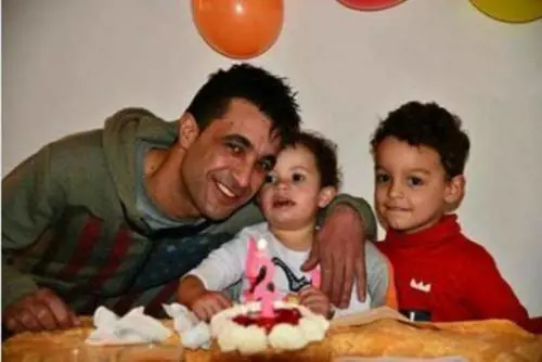 Sottrae e porta i figli in Tunisia, il consolato gli ha dato i documenti senza la firma della madre