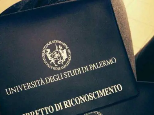 Palermo, per studenti trans arriva il "libretto di genere"