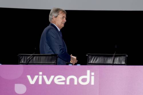 Bollorè fermato e interrogato: "Tangenti a funzionari in Africa"