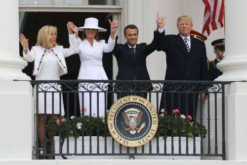 Iran, Macron ammorbidisce Trump