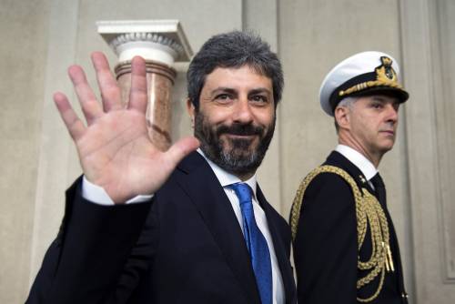 Migranti, Fico ribatte a Salvini: "Io, i porti, non li chiuderei"
