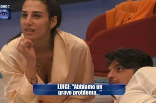 Gf, i concorrenti contro Luigi e Patrizia. Ma Favoloso si difende: "Se l'ho fatto è perché potevo"
