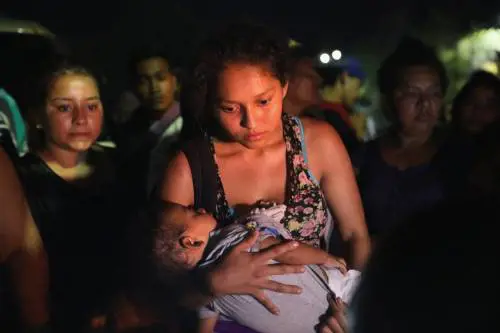Quella carovana di migranti  che sfida le frontiere degli Usa