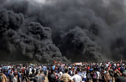 Ancora morti negli scontri al confine con la Striscia di Gaza