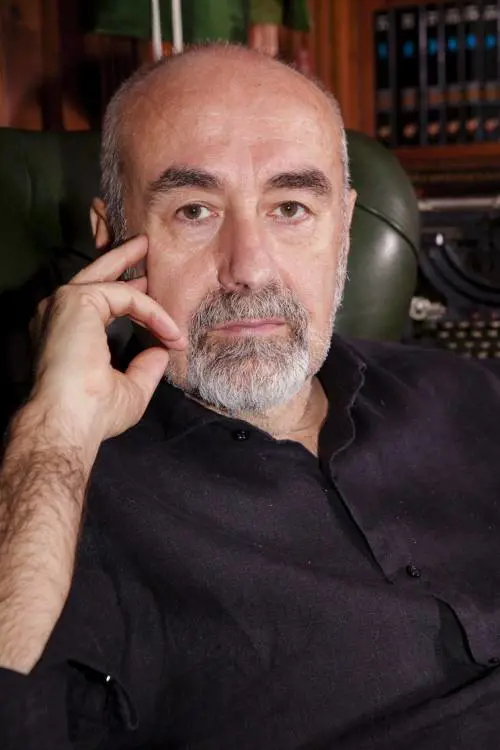 "I gialli storici valgono per tre"