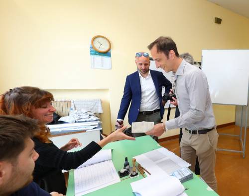 Voto in Friuli Venezia Giulia, urne chiuse: uno su due non va a votare