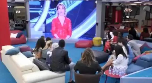 Gf, Barbara D'Urso furiosa coi concorrenti: "Baye hai indignato l'Italia"