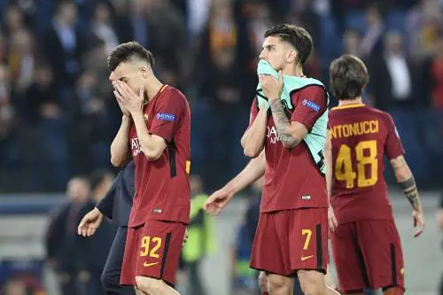 Roma e Lazio lanciano  la volata Champions L'Inter insegue e... gufa