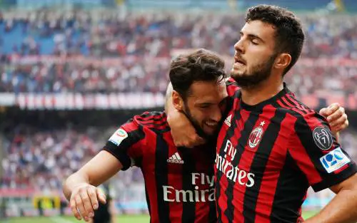 Calhanoglu attacca, l'ex moglie risponde :"Sono incinta e lui vuole che abortisca"