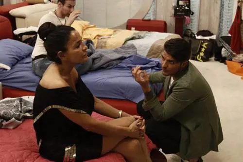 Gf, Aida mette la marmellata sulla pizza. E Favoloso sbotta: "Come ca... sulla Sagrada Familia"