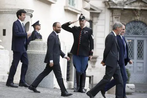 Lo sfogo coi vecchi amici dc: "Sergio è incavolato nero"